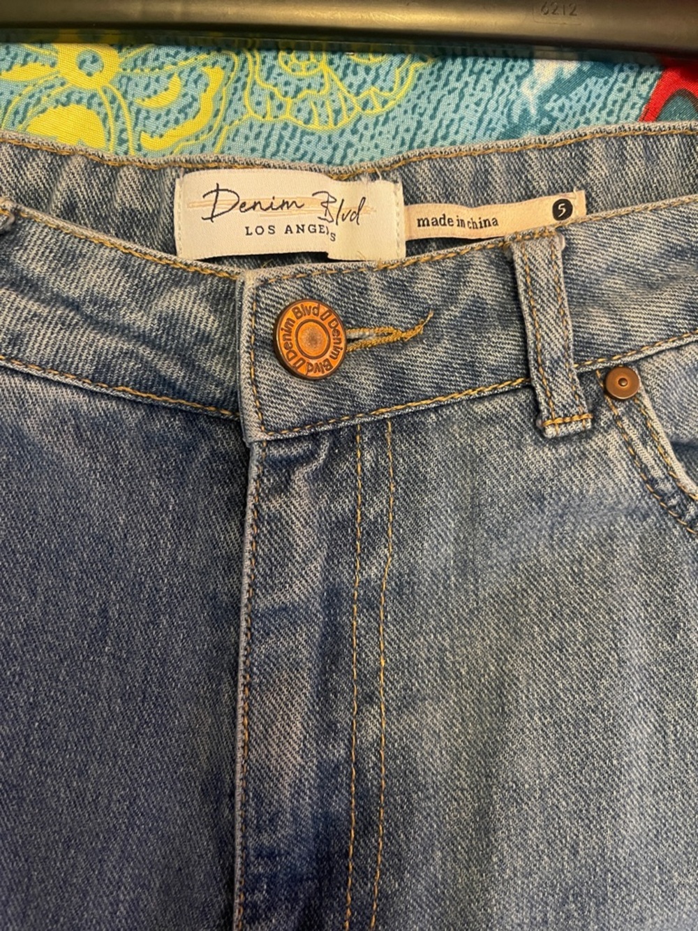 Denim Blvd Los Angeles High-Rise Light Blue Jeans